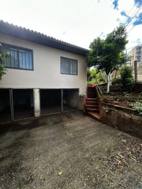 Casa ampla de 4 quartos